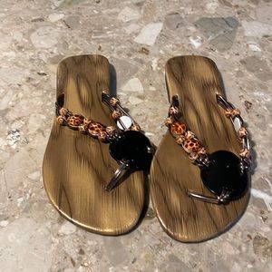 Brand new women’s flip-flops size 6